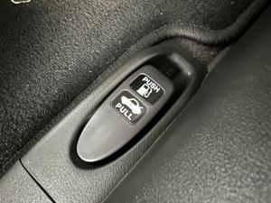 Honda Civic 1.8 VXi automatic - Image 15
