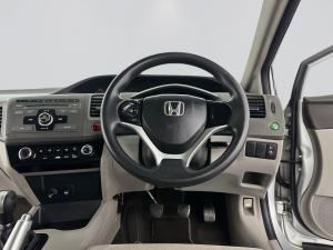 Honda Civic 1.8 Elegance - Image 12