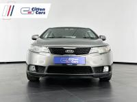 Thumbnail Kia Cerato 2.0 5-Door automatic