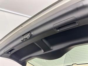 Land Rover Freelander II 2.2 SD4 SE automatic - Image 14