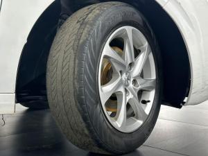 Peugeot 208 1.2 VTiActive 5-Door - Image 11