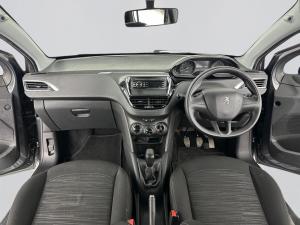 Peugeot 208 POP ART 1.0 Puretech 5-Door - Image 10