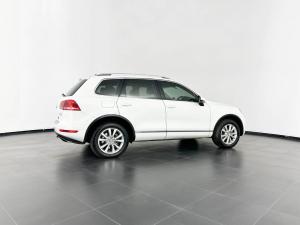 Volkswagen Touareg 3.0 V6 TDI TIP BLU180kw - Image 5