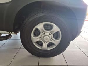 Mahindra PIK UP 2.2 Mhawk S4 4X4S/C - Image 17