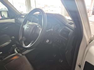 Mahindra PIK UP 2.2 Mhawk S4 4X4S/C - Image 7