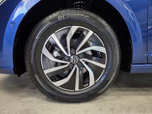Volkswagen Polo hatch 1.0TSI Life manual - Image 9