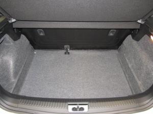 Volkswagen Polo Vivo hatch 1.4 - Image 10