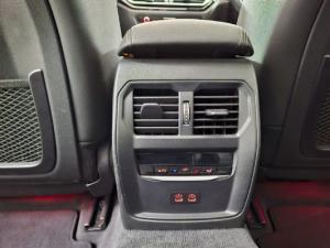 BMW 3 Series 330i M Sport - Image 8