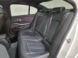 BMW 3 Series 330i M Sport - Image 9