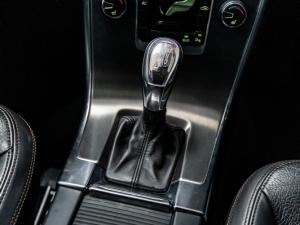 Volvo XC60 T5 Elite - Image 10