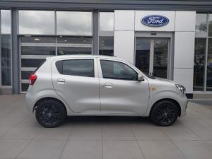 Toyota Vitz 1.0 XR manual - Image 2
