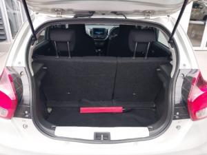 Toyota Vitz 1.0 XR manual - Image 5