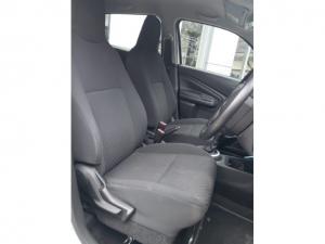Toyota Vitz 1.0 XR manual - Image 7