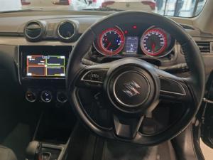 Suzuki Swift 1.2 GLX auto - Image 14