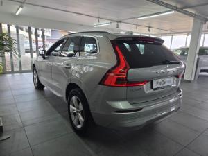 Volvo XC60 B5 AWD Essential - Image 13