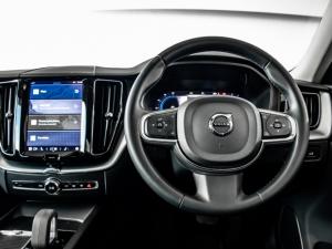 Volvo XC60 B5 AWD Essential - Image 19