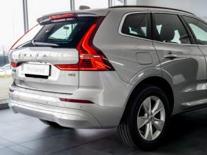 Volvo XC60 B5 AWD Essential - Image 9