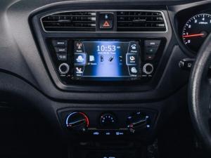 Hyundai i20 1.4 Fluid auto - Image 33