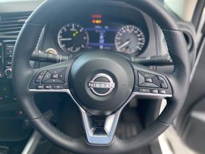 Nissan Navara 2.5DDTi double cab LE Plus - Image 15