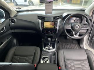 Nissan Navara 2.5DDTi double cab LE Plus