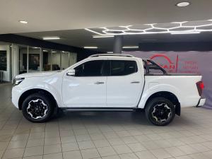Nissan Navara 2.5DDTi double cab LE Plus - Image 3