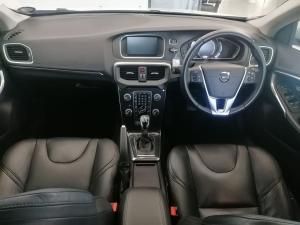 Volvo V40 T3 Momentum auto - Image 12