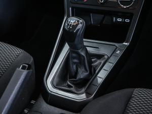 Volkswagen Polo hatch 1.0TSI - Image 10