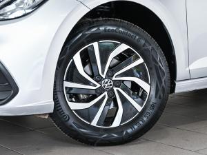 Volkswagen Polo hatch 1.0TSI - Image 3