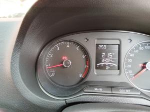 Volkswagen Polo Vivo hatch 1.4 Trendline - Image 8