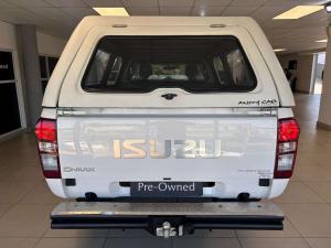 Isuzu D-Max Gen 6 250 single cab Fleetside safety - Image 8