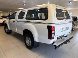 Isuzu D-Max Gen 6 250 single cab Fleetside safety - Image 9