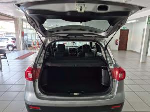 Toyota Urban Cruiser 1.5 Xi - Image 6