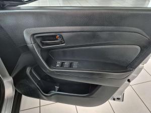 Toyota Urban Cruiser 1.5 Xi - Image 8