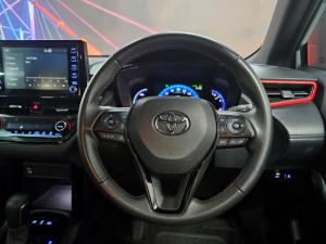 Toyota Corolla Cross 1.8 Hybrid GR-Sport - Image 6