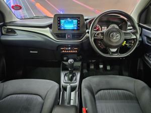 Toyota Starlet 1.5 Xi - Image 9