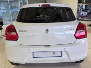 Suzuki Swift 1.2 GLX manual - Image 5