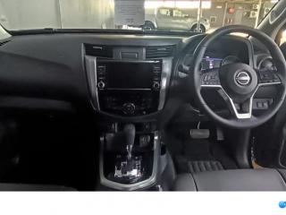 Nissan Navara 2.5DDTi double cab Stealth
