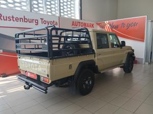 Toyota Land Cruiser 79 2.8GD-6 double cab - Image 2