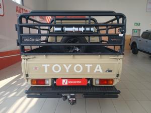 Toyota Land Cruiser 79 2.8GD-6 double cab - Image 4