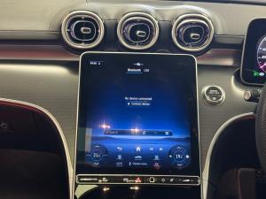 Mercedes-Benz C-Class C43 - Image 11