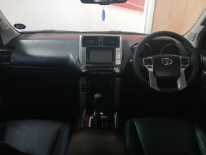 Toyota Land Cruiser Prado 4.0 VX - Image 6