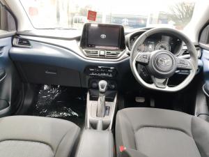 Toyota Starlet 1.5 XR auto - Image 6