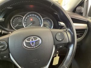 Toyota Corolla 1.6 Prestige - Image 10