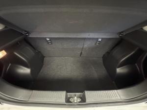Toyota Starlet 1.5 XR auto - Image 13