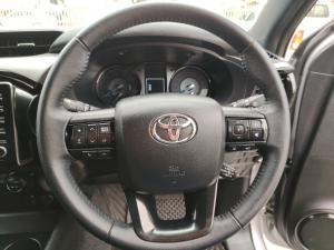 Toyota Hilux 2.8GD-6 double cab Legend auto - Image 8