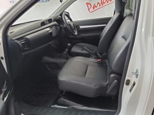 Toyota Hilux 2.0 single cab S (aircon) - Image 7
