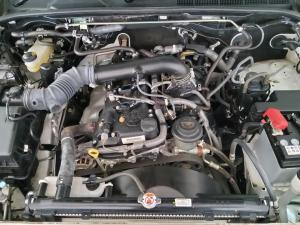 Toyota Hilux 2.0 single cab S (aircon) - Image 10