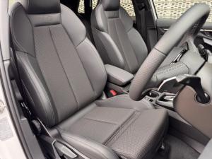Audi A3 Sportback 35 Tfsi Black Edition TIP - Image 10