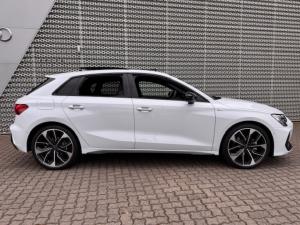 Audi A3 Sportback 35 Tfsi Black Edition TIP - Image 23
