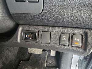 Nissan Navara 2.5DDTI PRO-2X automatic D/C - Image 17